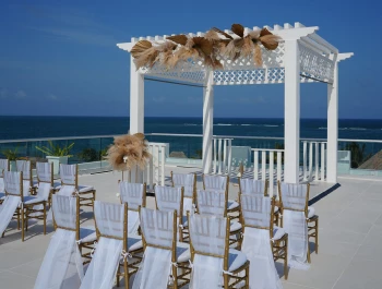 Ceremony decor in Sky wedding at Margaritaville Island Reserve Riviera Cancun