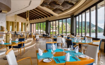 Gastronomy, and culinary at Hotel Mousai Puerto Vallarta. Blanca Blue restaurant.