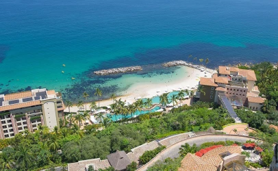 Hotel Mousai Puerto Vallarta beach overview.
