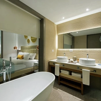 Bathroom suite at Nickelodeon Hotels & Resorts Punta Cana