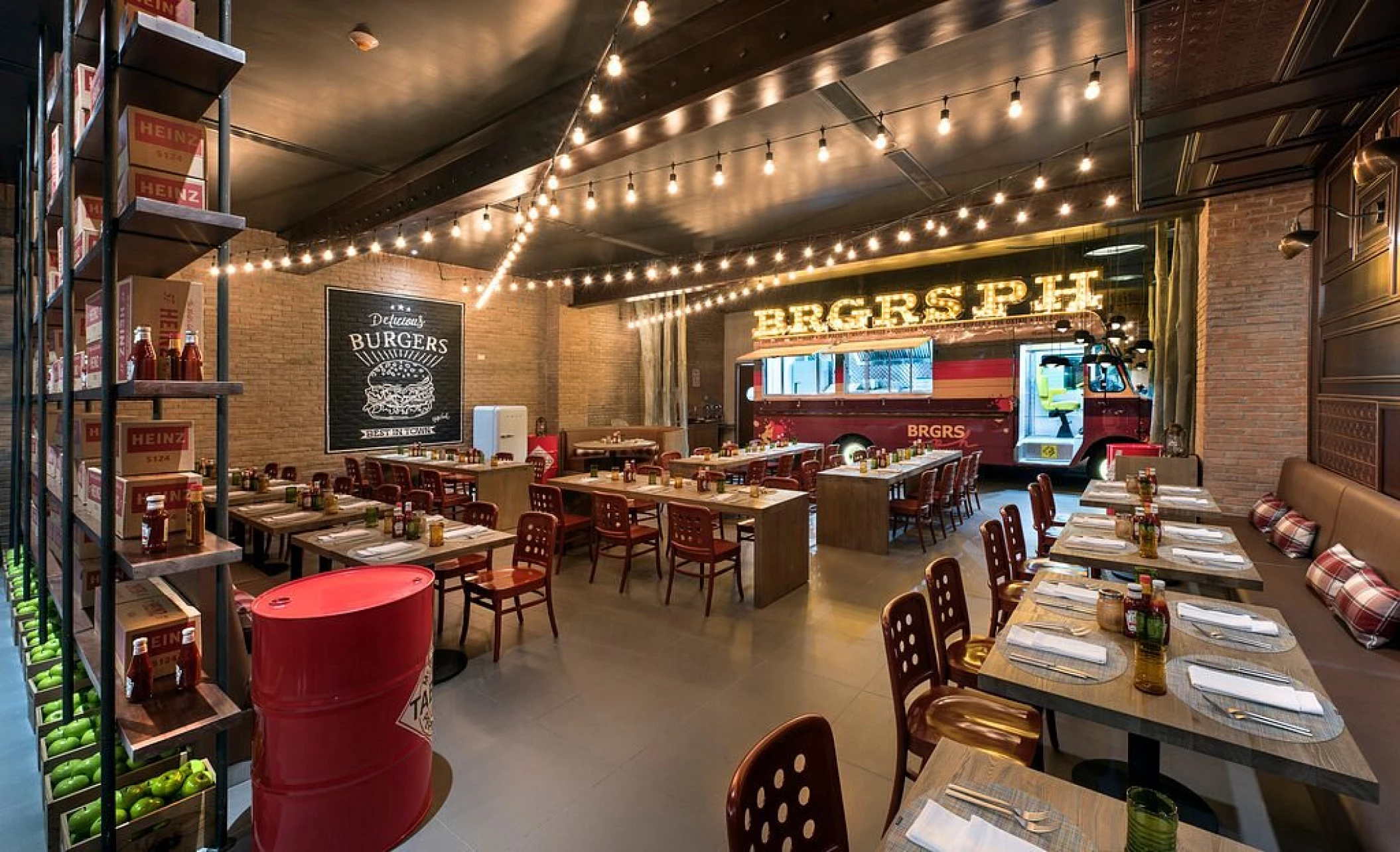 Burgers restaurant at Nickelodeon Hotels & Resorts Punta Cana