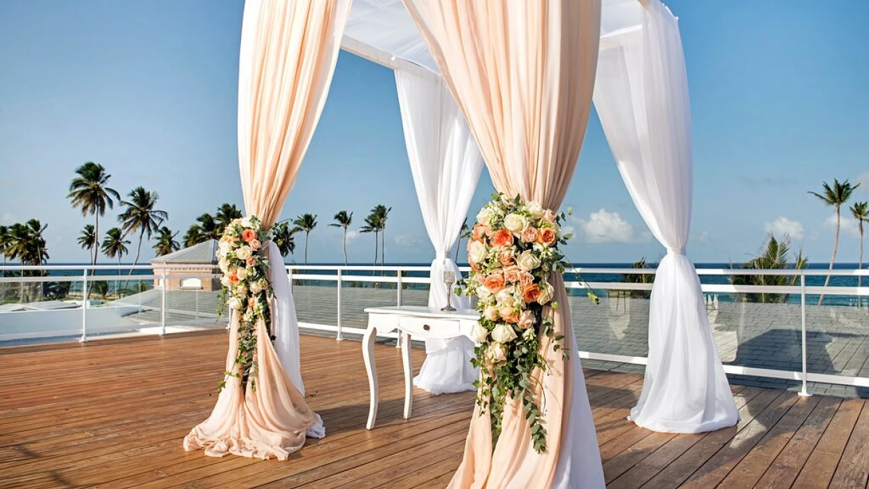 Sky wedding at Nickelodeon Hotels & Resorts Punta Cana