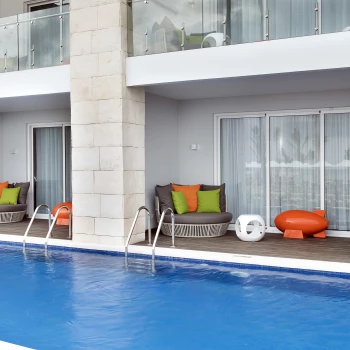 Swim up pool suite at Nickelodeon Hotels & Resorts Punta Cana