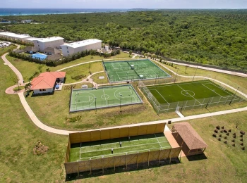 Tennis course at Nickelodeon Hotels & Resorts Punta Cana