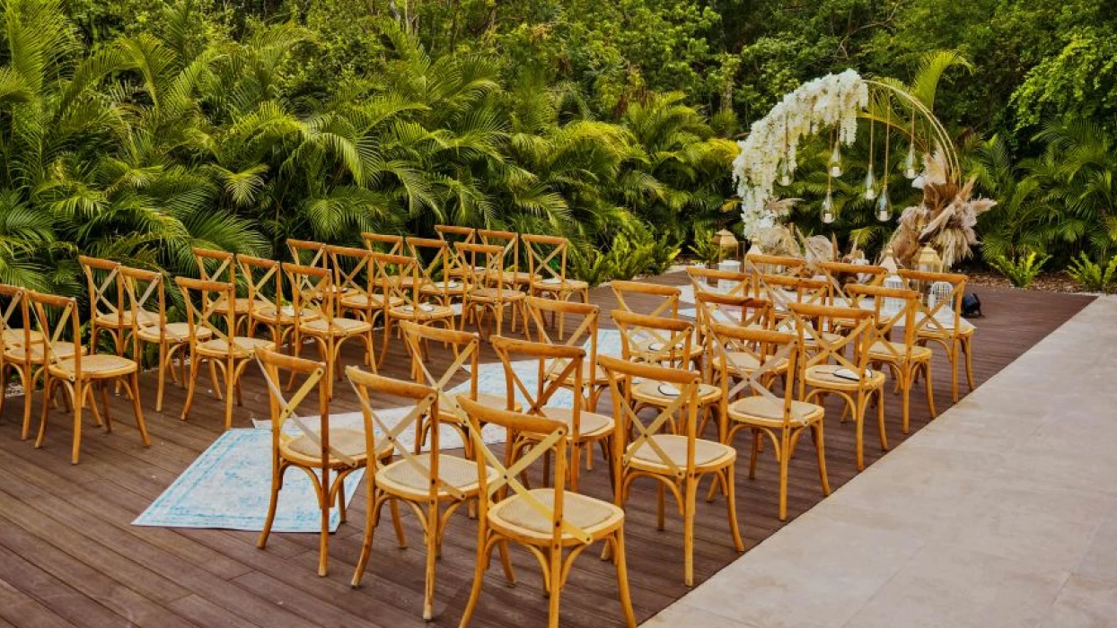 Ceremony on the Le spatule wedding venue at Nickelodeon Riviera Maya