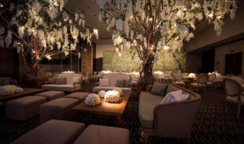Dinner reception decor on Sia Kaan wedding venue at Nizuc Resort and Spa