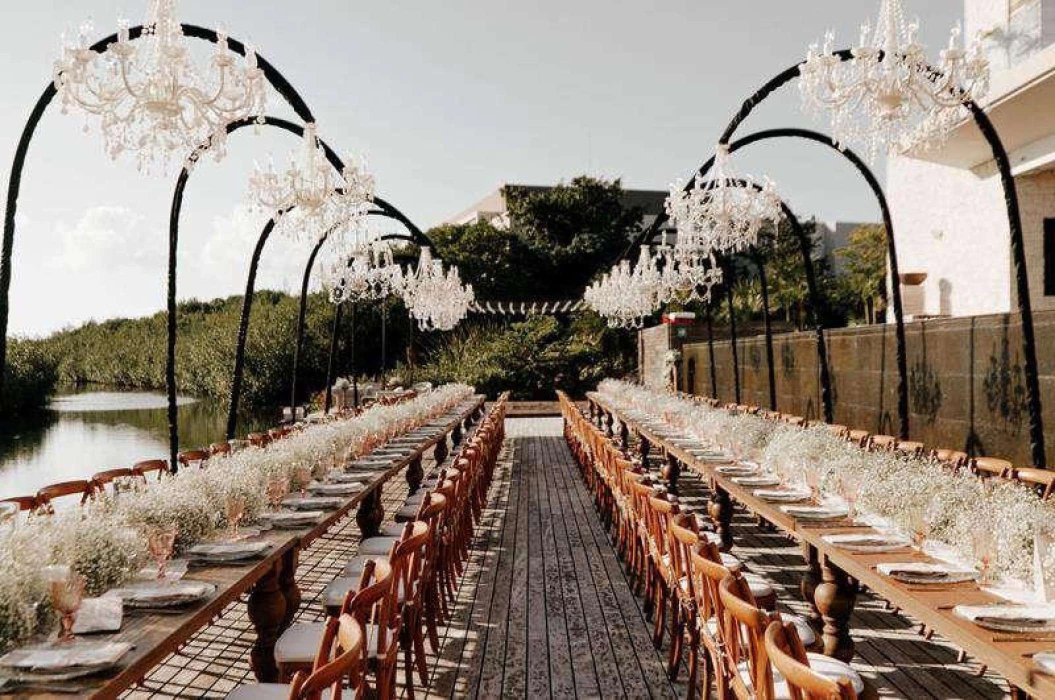 Dinner decor on Terra Nostra Terrace and Lower deck at Nizuc Resort and Spa