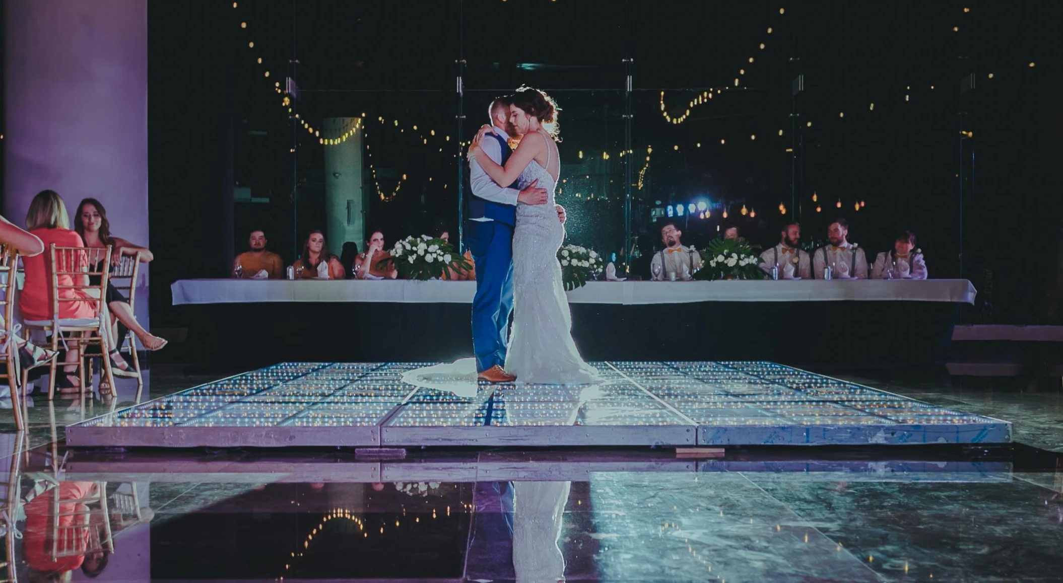 Couple dance on the spice restaurant at Now Emerald Cancun