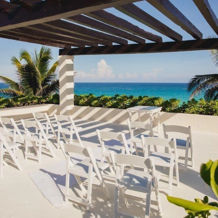 Ceremony decor on the seagull gazebo at Now Emerald Cancun