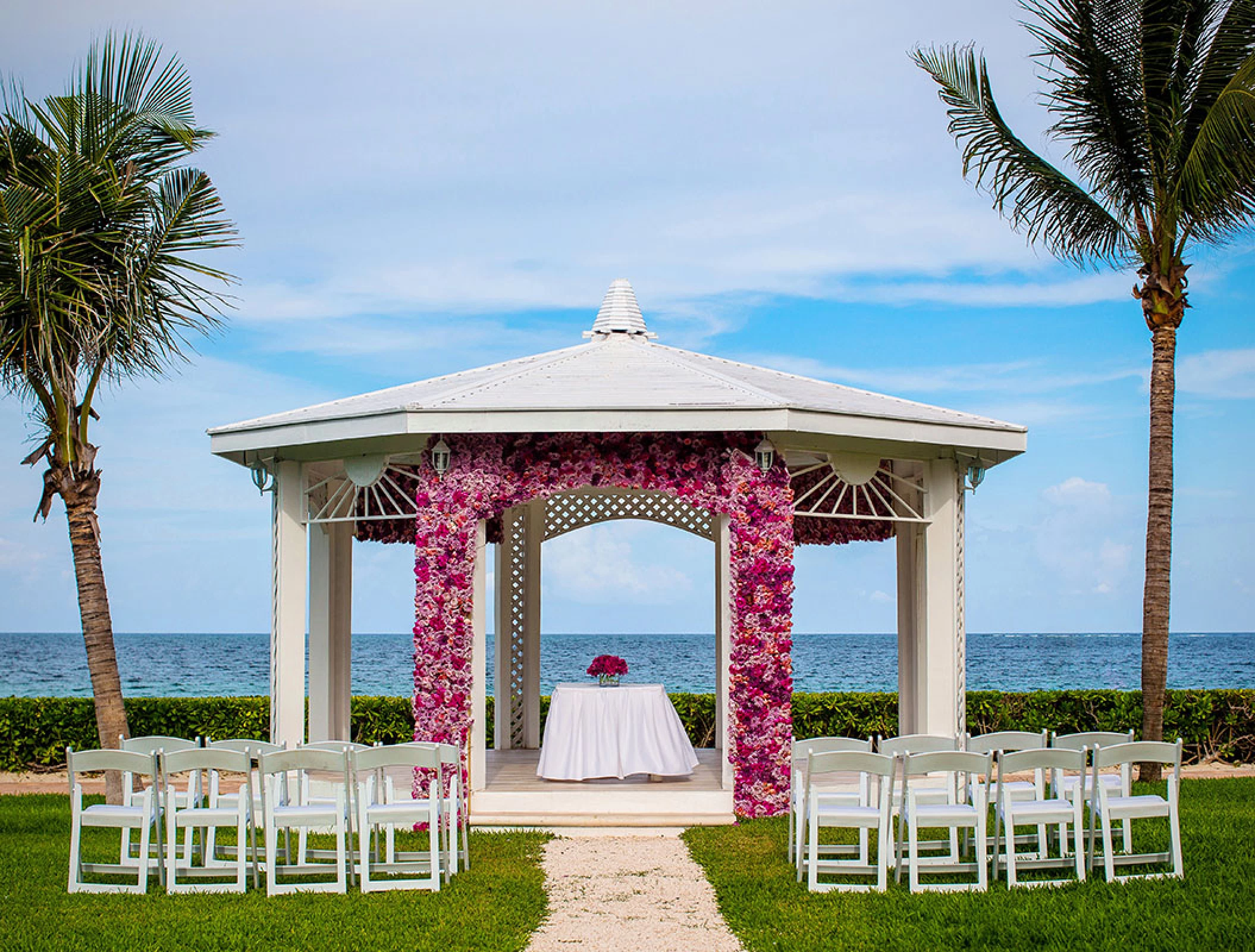 Garden Gazebo Wedding venue at Ocean Coral Turquesa Resort by H10