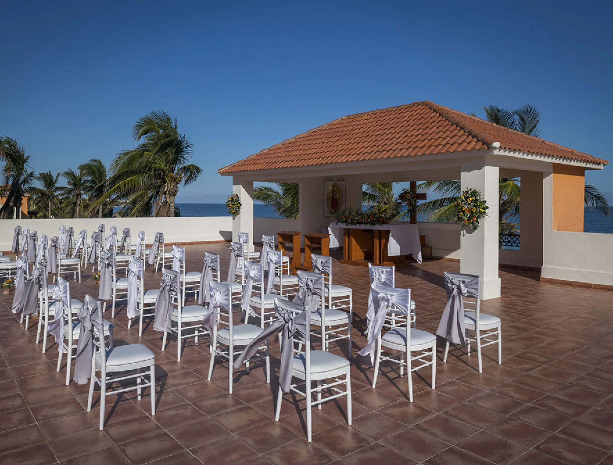 Turquesa Chapel Wedding venue at Ocean Coral and turquesa resort.