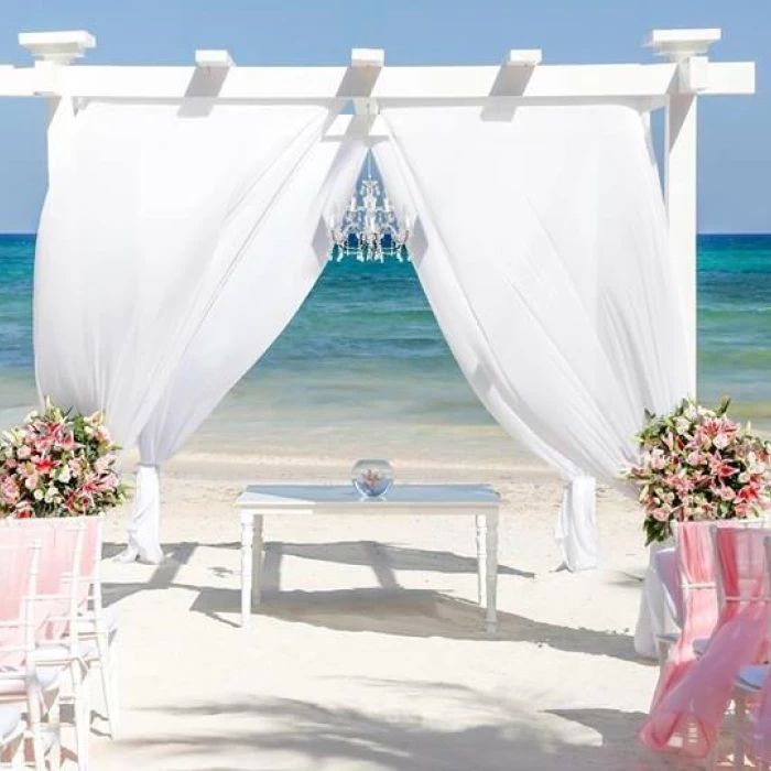 Ceremony in Beach Pergola at Grand Palladium Costa Mujeres