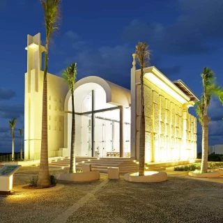 Catholic chapel wedding venue at Grand Palladium Costa Mujeres