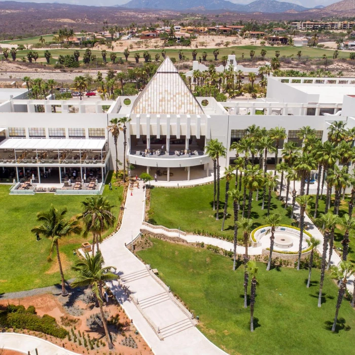 garden at Paradisus Los Cabos