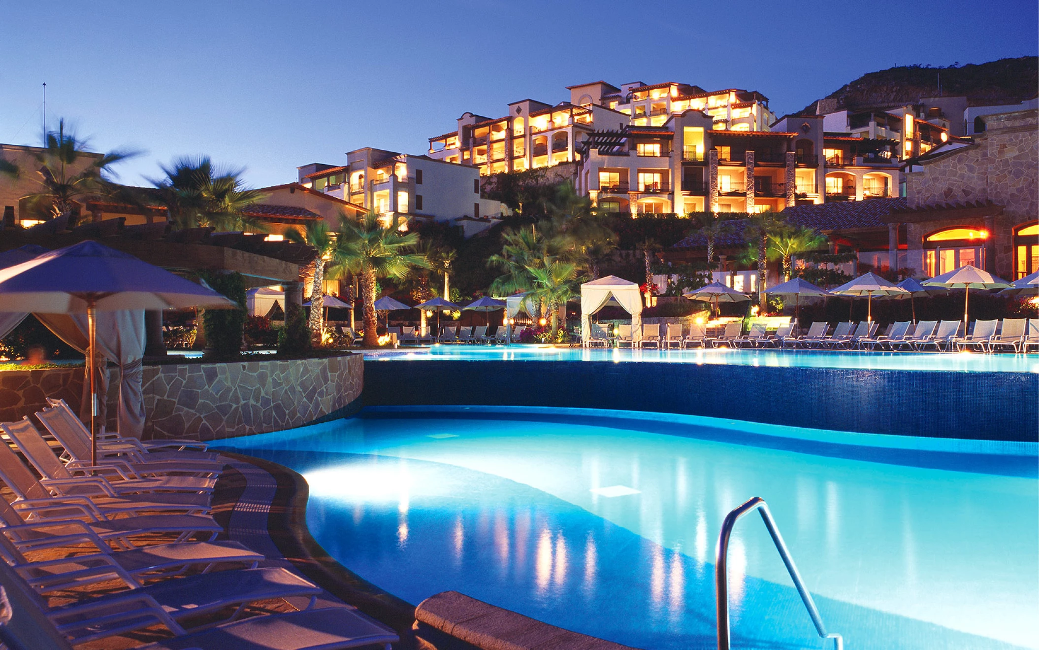 Main pool at Pueblo Bonito Sunset Beach Golf & Spa Resort