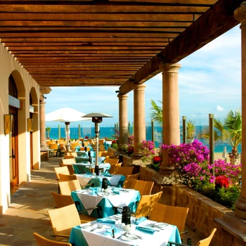 Restaurant terrace at Pueblo Bonito Sunset Beach Golf & Spa Resort