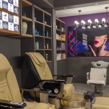 Planet Hollywood Cancun  Hairstyle salon