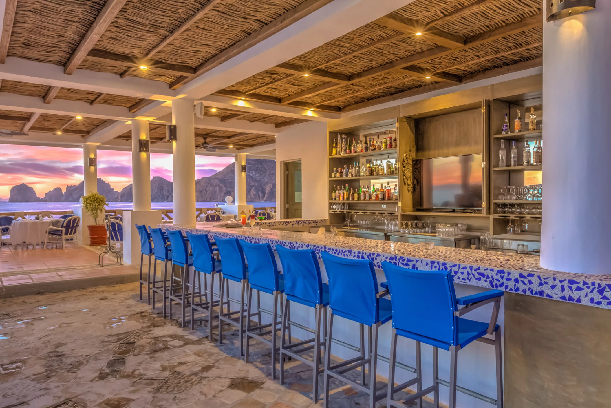 Bar restaurant at Pueblo Bonito Los Cabos Beach Resort