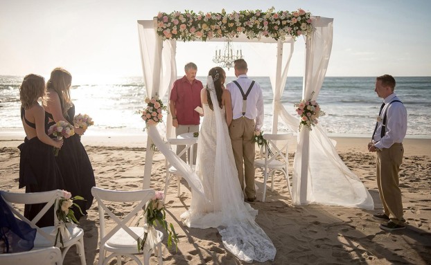 Pueblo Bonito Rose beach wedding.
