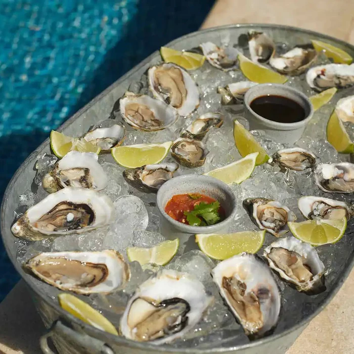 oysters by the pool at Bahia Principe Luxury Sian Ka’an