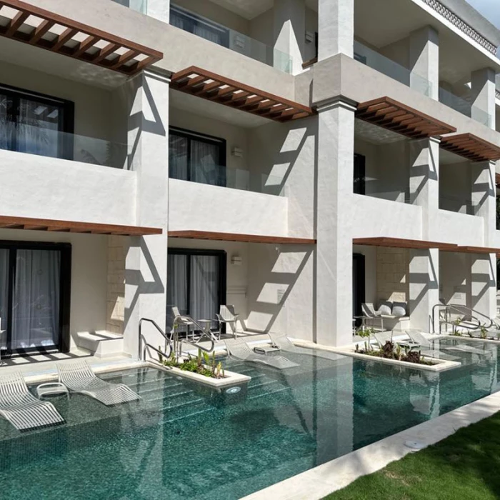 Swim up pools at Bahia Principe Resorts.