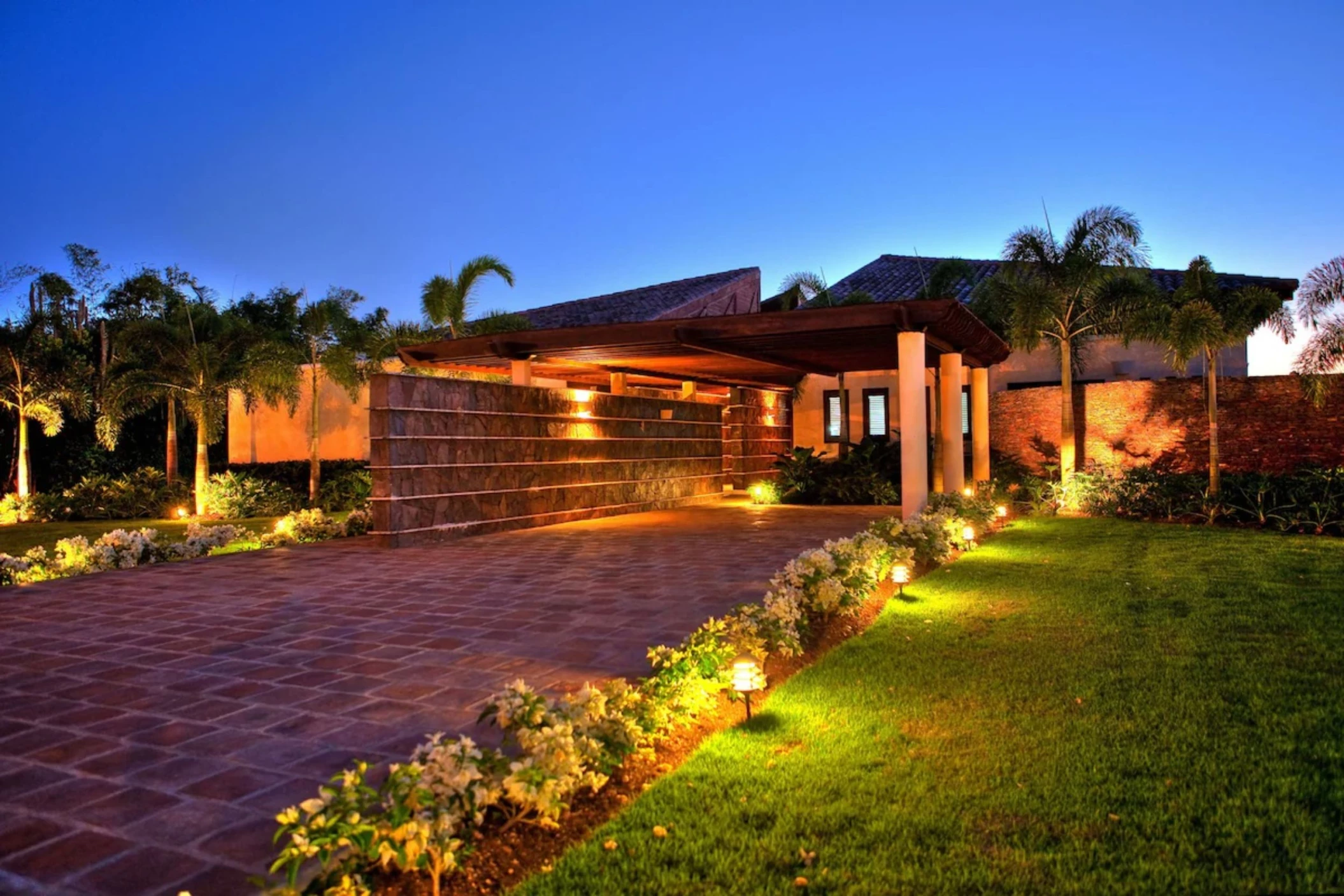exterior of four bedroom classic villa at Casa de Campo