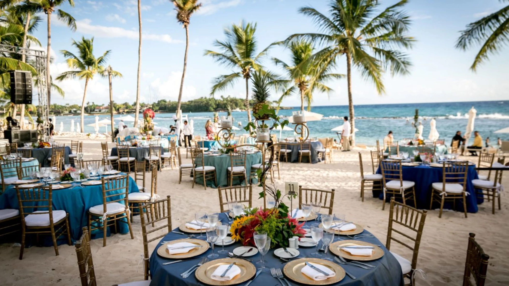 wedding reception at the minitas beach club at Casa de Campo
