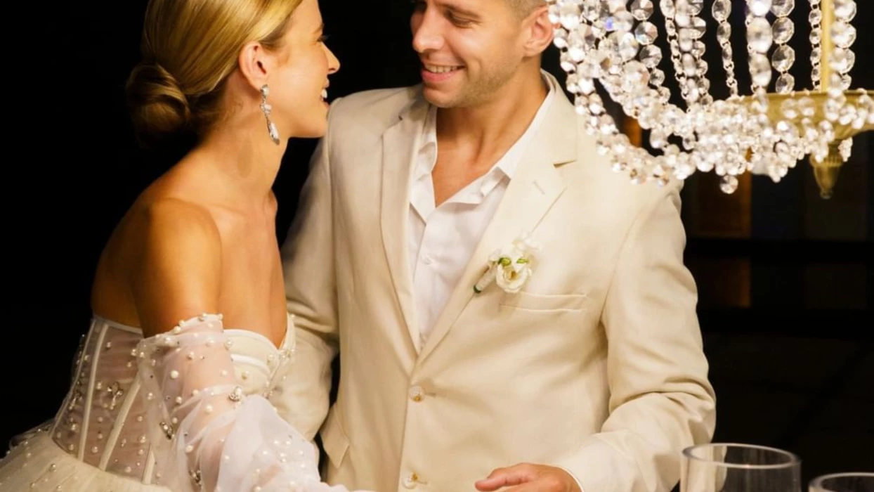 bride and groom at Devossion by Live Aqua Playa del Carmen