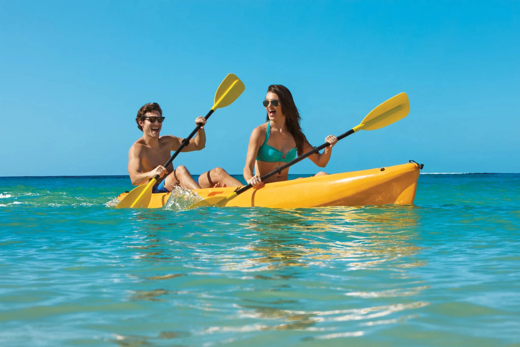 couple kayaking at Dreams Dominicus La Romana