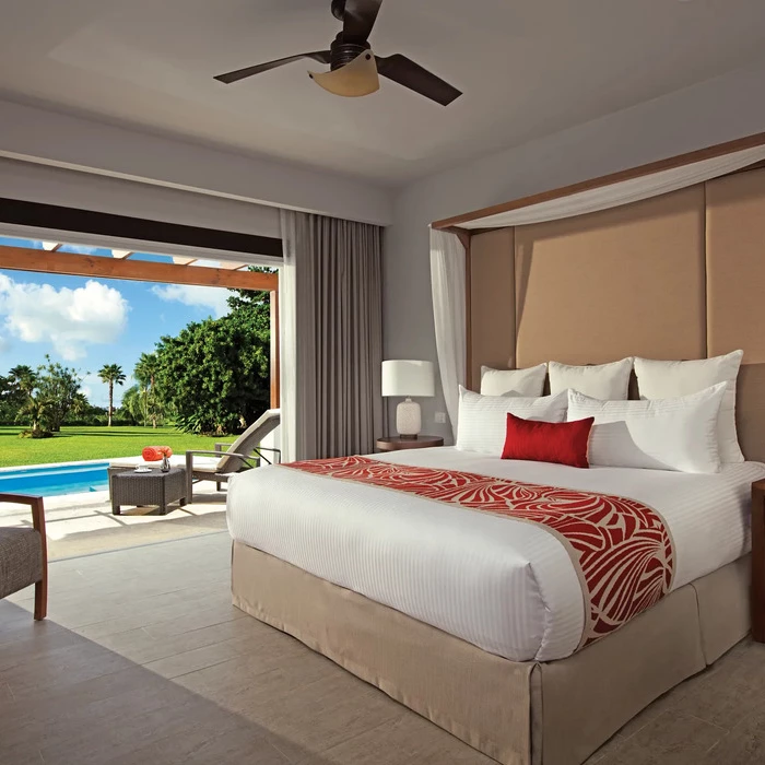 preferred club swim up suite at Dreams Dominicus La Romana