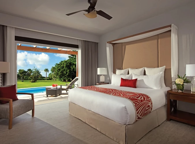 preferred club swim up suite at Dreams Dominicus La Romana