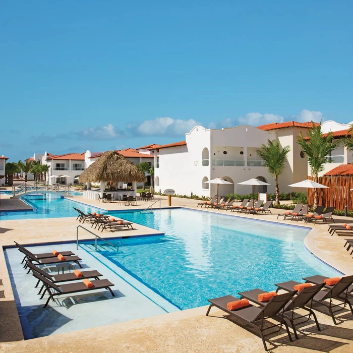 relax pool at Dreams Dominicus La Romana