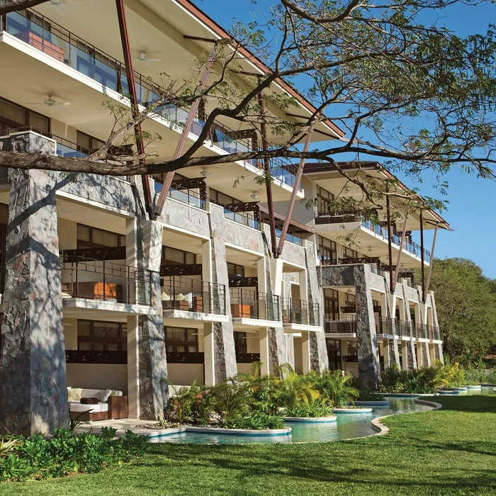 junior suite swim out at Dreams Las Mareas