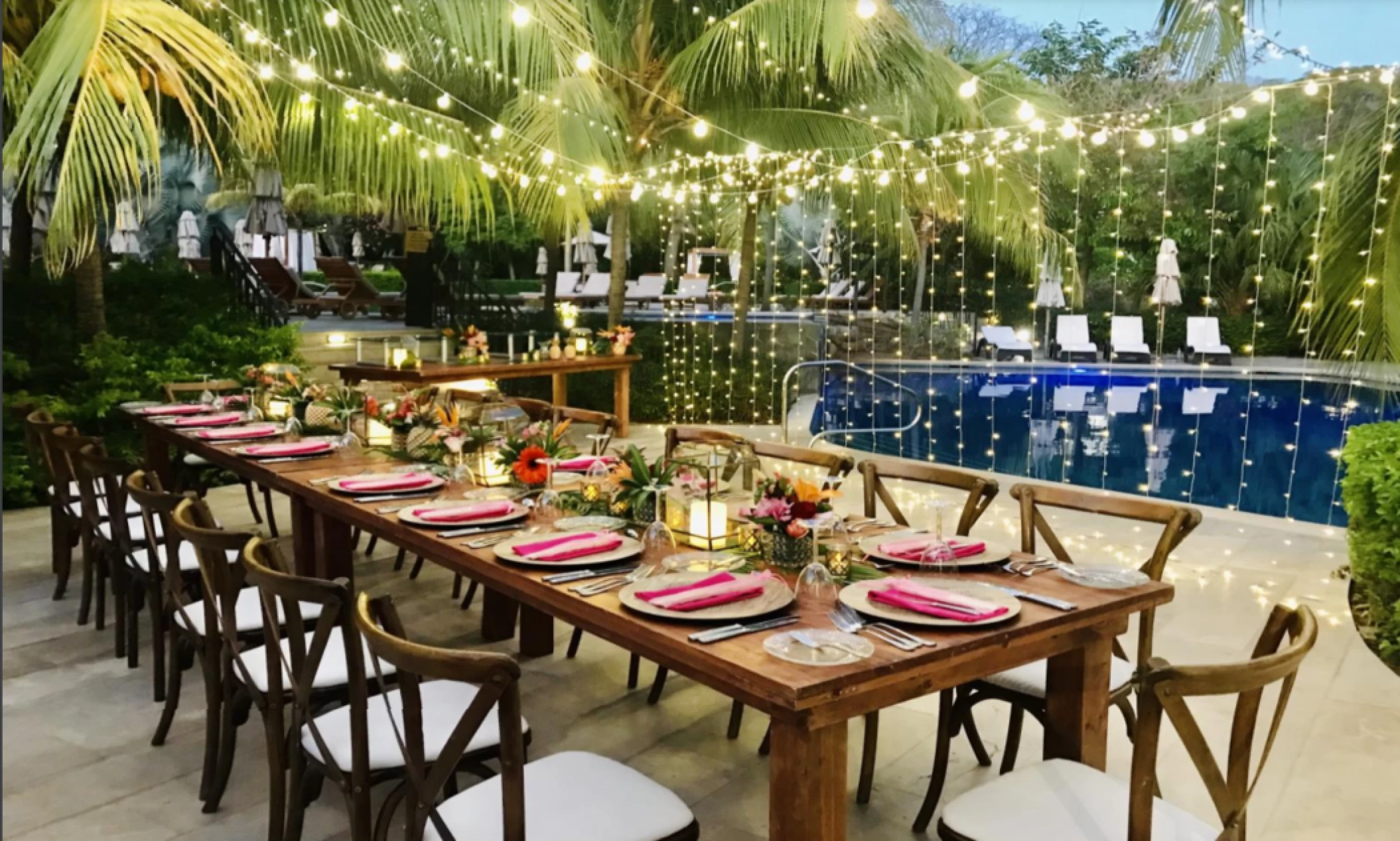 tropical pool deck venue at Dreams Las Mareas