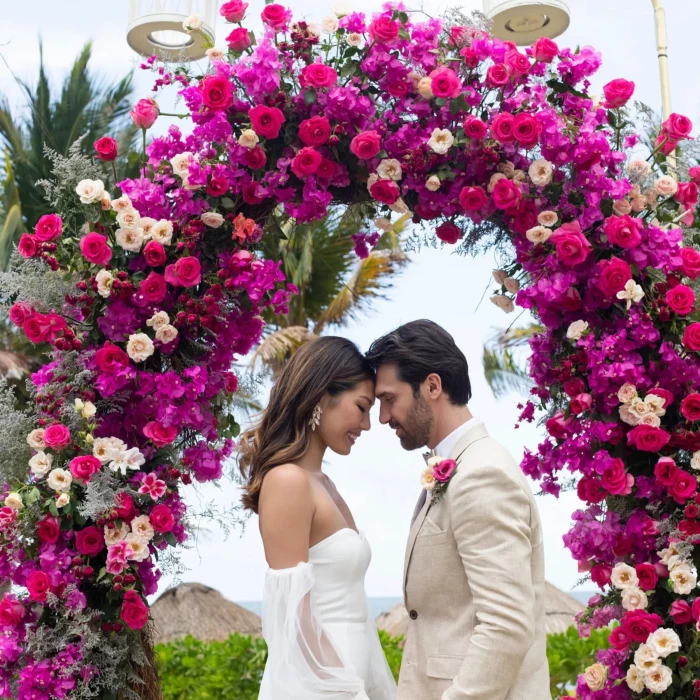 bride and groom at Dreams Puerto Morelos Resort & Spa