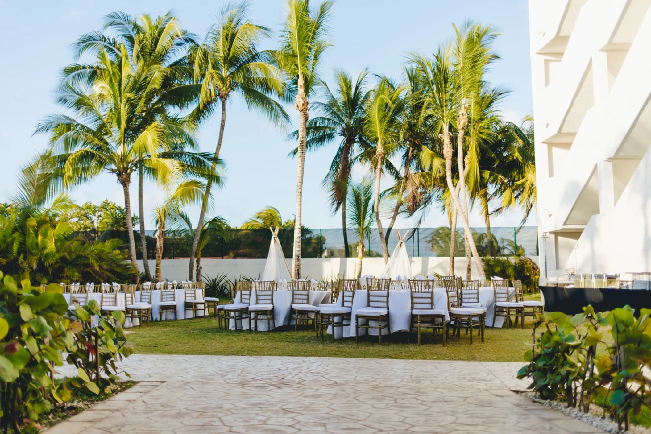 Secret Garden at Dreams Sapphire