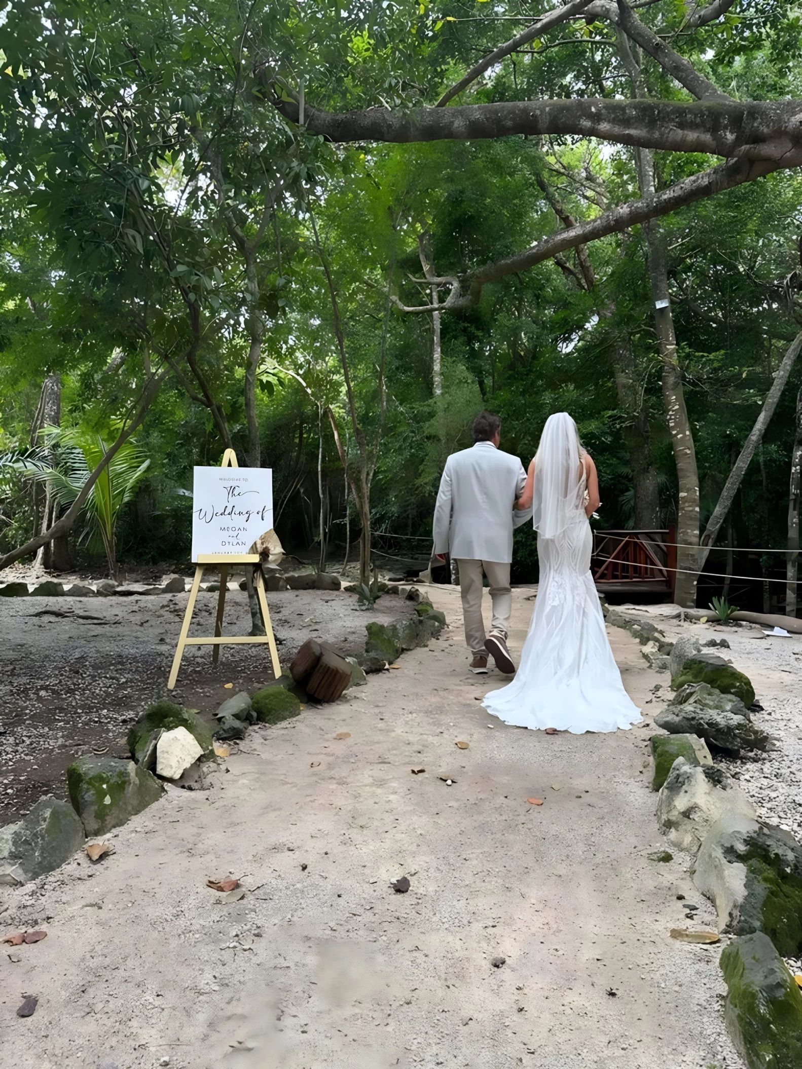 Bride and groom at the Jungle Rock venue at El Dorado