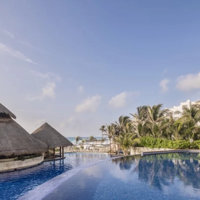 pool at Fiesta Americana Condesa Cancun