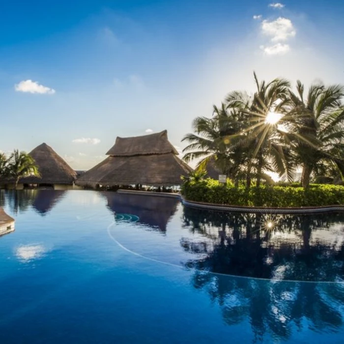 pool at Fiesta Americana Condesa Cancun