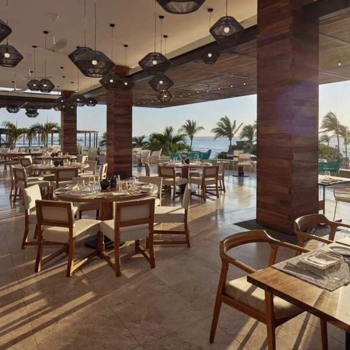 oceanfront restaurant at four seasons resort punta mita