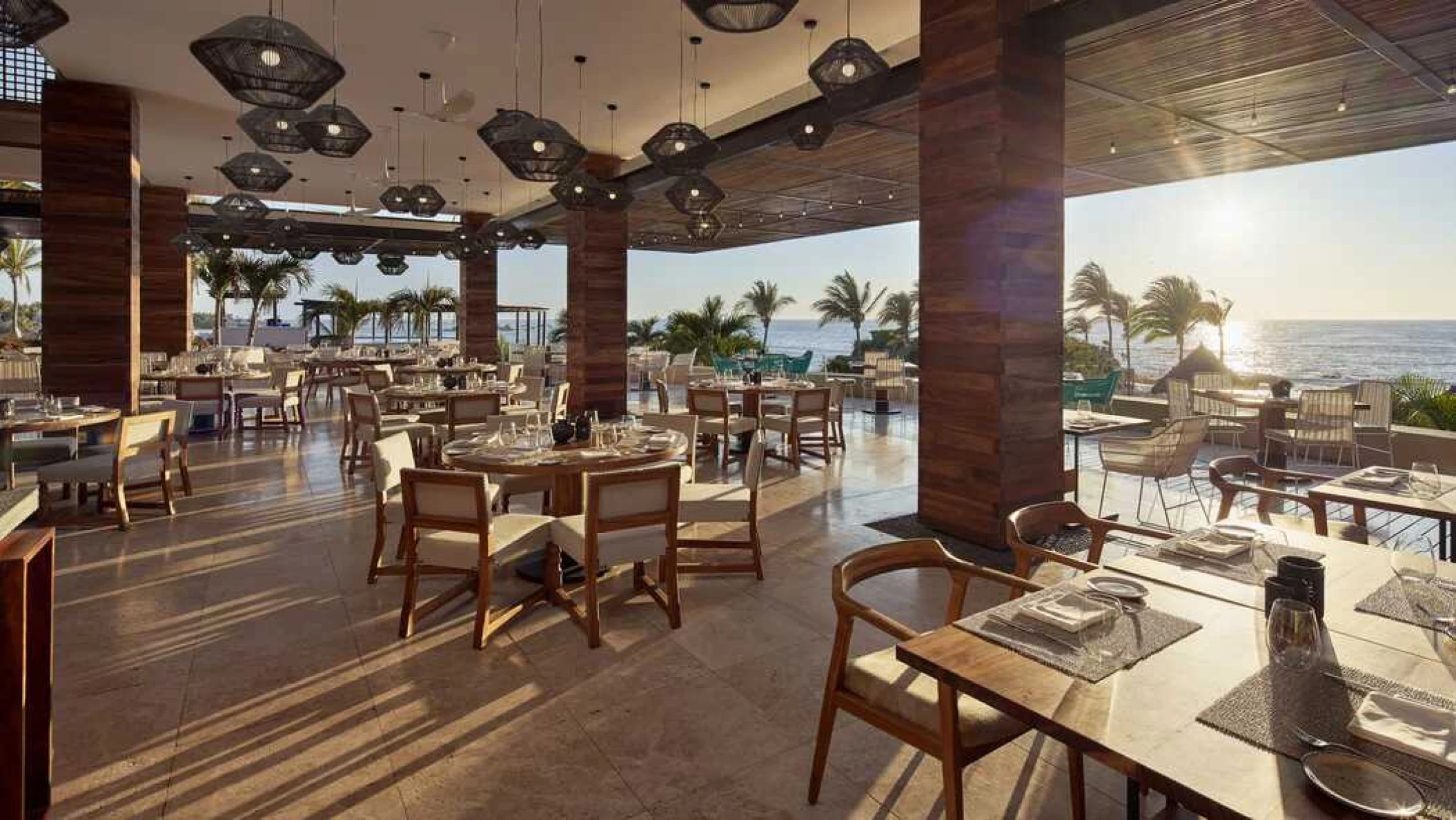 oceanfront restaurant at four seasons resort punta mita