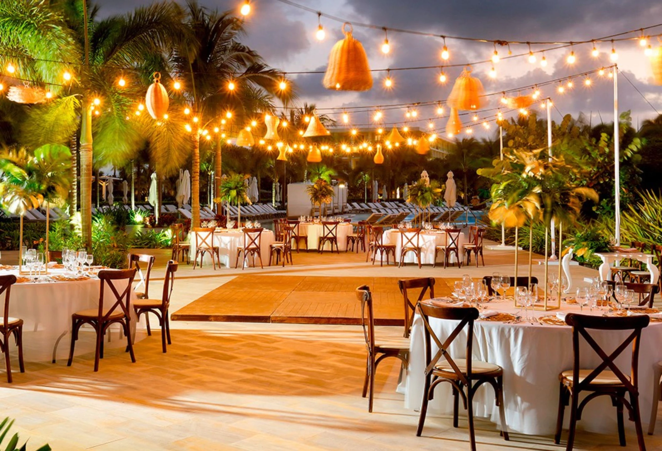 grand palladium select costa mujeres splash pool terrace