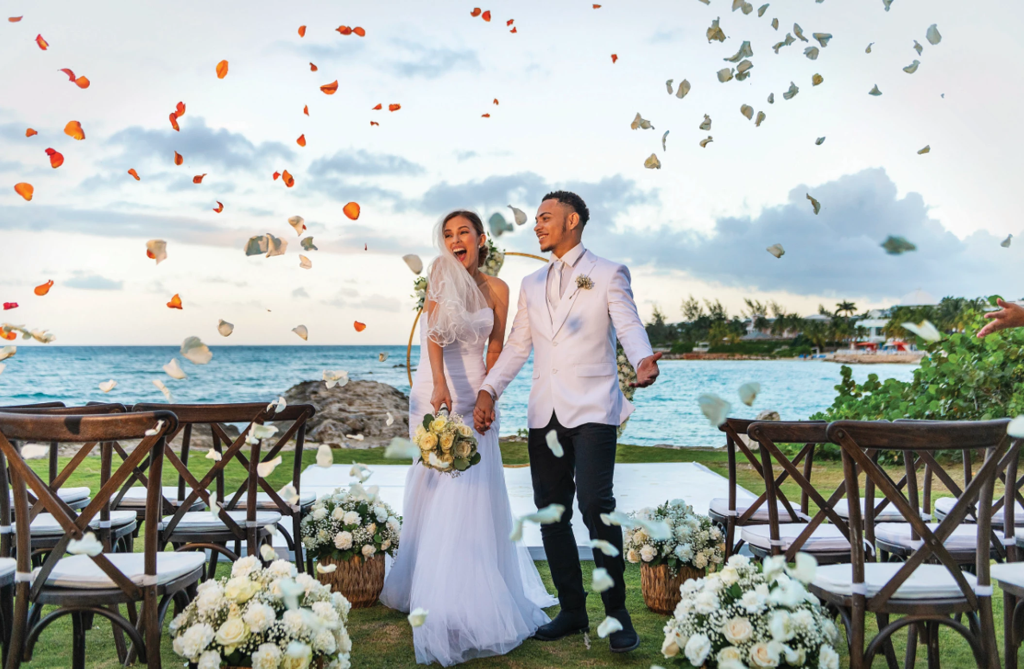 bride and groom at the bungalow lawn venue at grand palladium jamaica