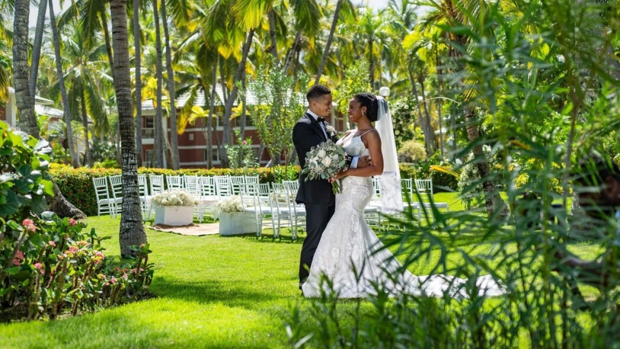 bride and groom at the garden venue at Grand Palladium Punta Cana