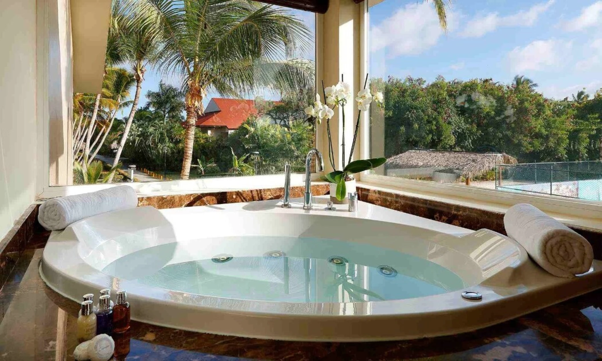 jacuzzi in suite at Grand Palladium Punta Cana