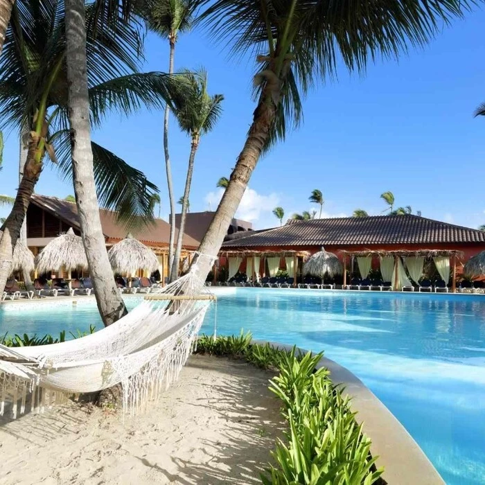 pool and hammocks at Grand Palladium Punta Cana