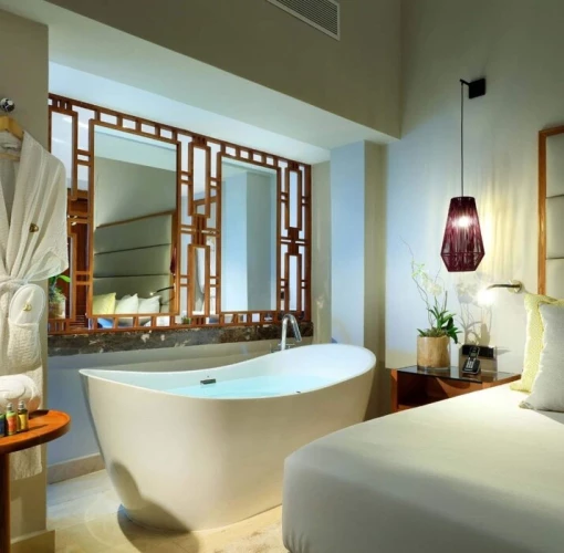 suite with bathtub at Grand Palladium Punta Cana