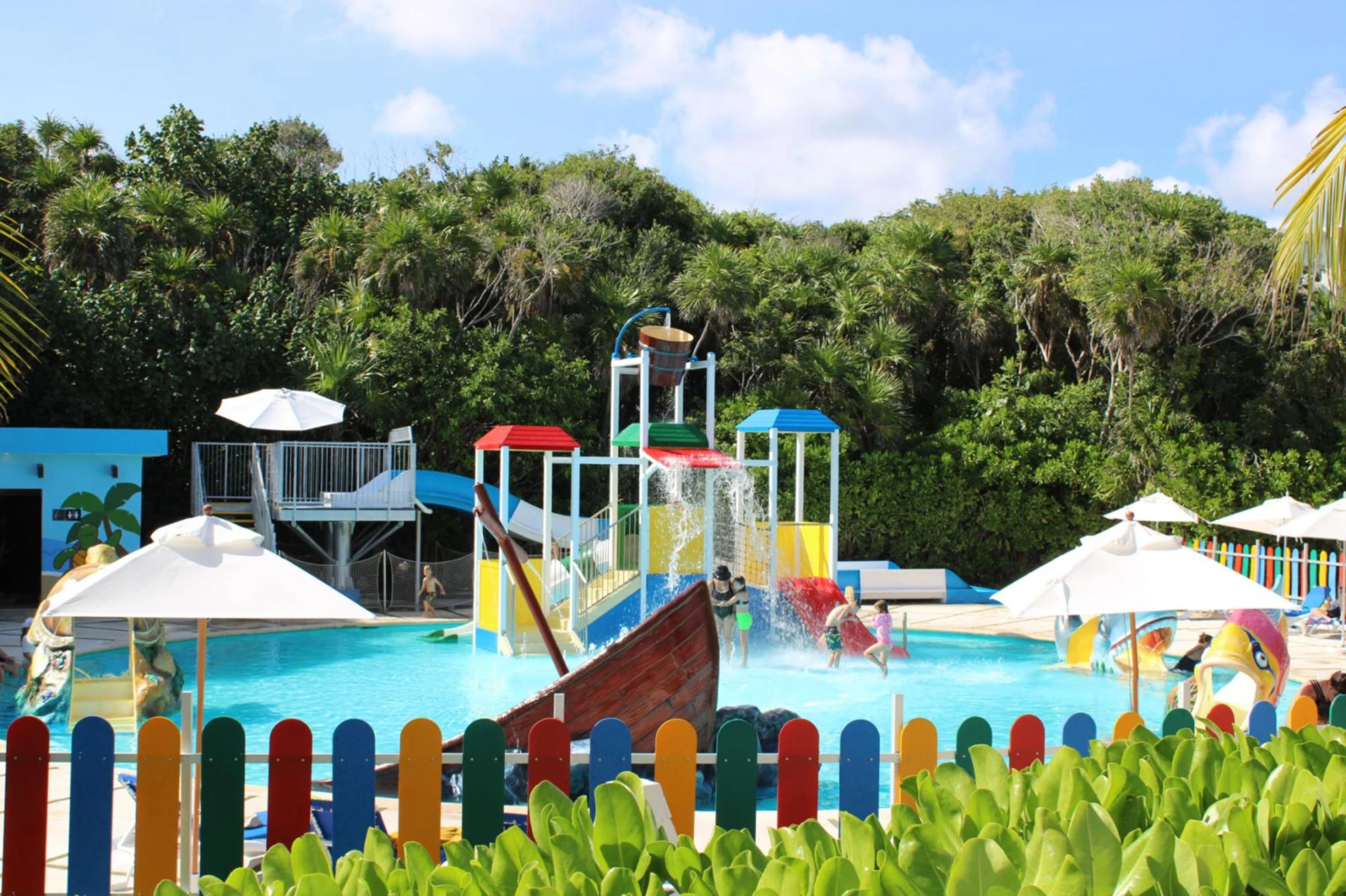 kids splash pool at Grand Sirenis Riviera Maya