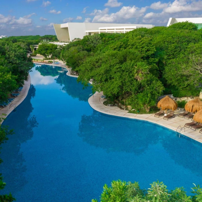 lazy river at Grand Sirenis Riviera Maya
