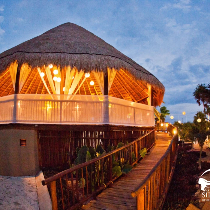palapa venue at Grand Sirenis Riviera Maya